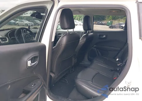 2018 Jeep Compass Latitude 4X4 from USA, damaged, VIN 3C4NJDBB3JT307885